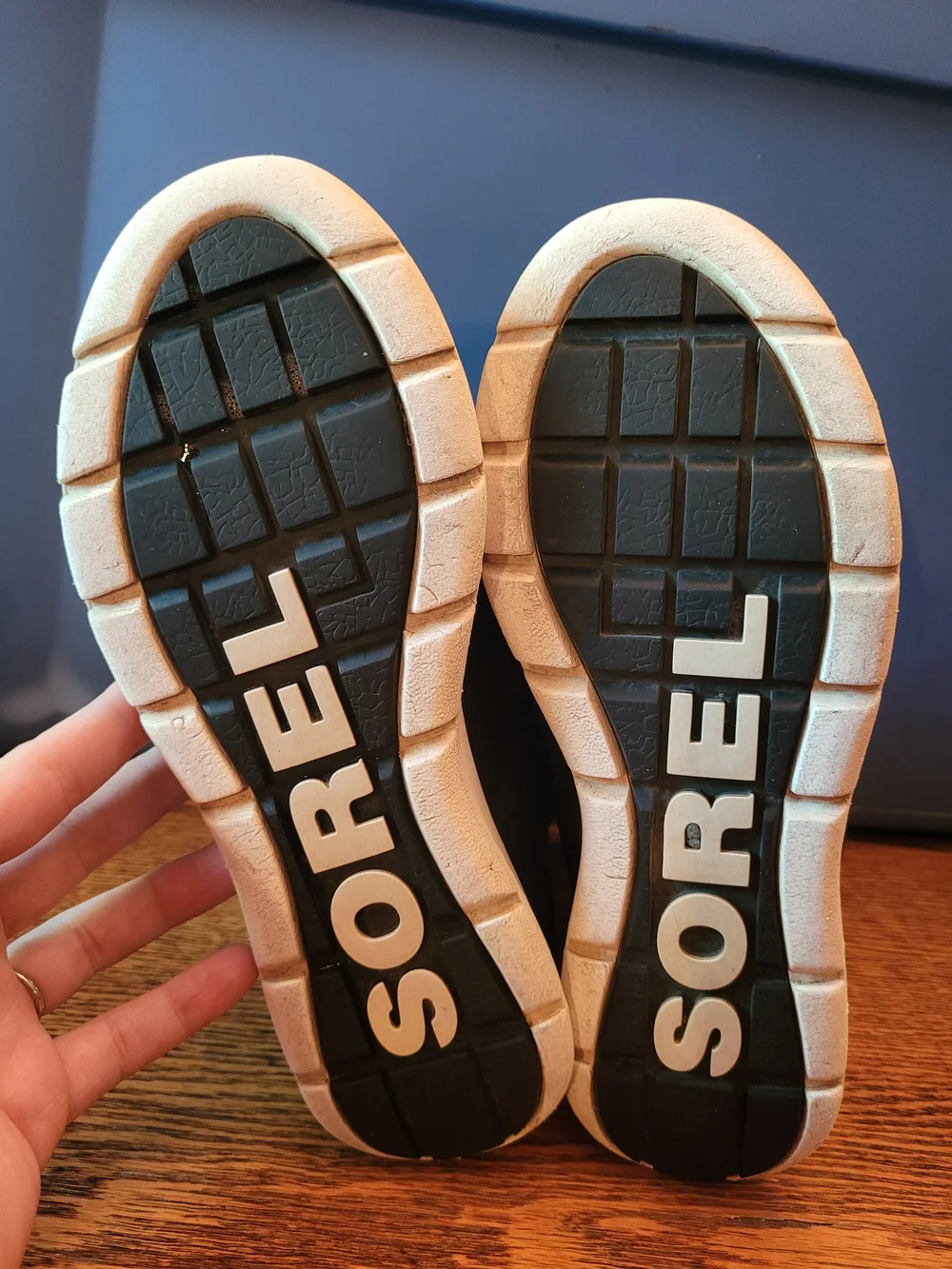 SOREL Explorer 1964 Waterproof Lace-Up Ankle Boots in Black And Gray 7.5
